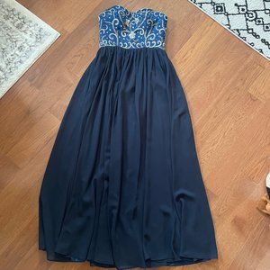 A-Line Prom Dress, General Size 6 (Bust 36A)